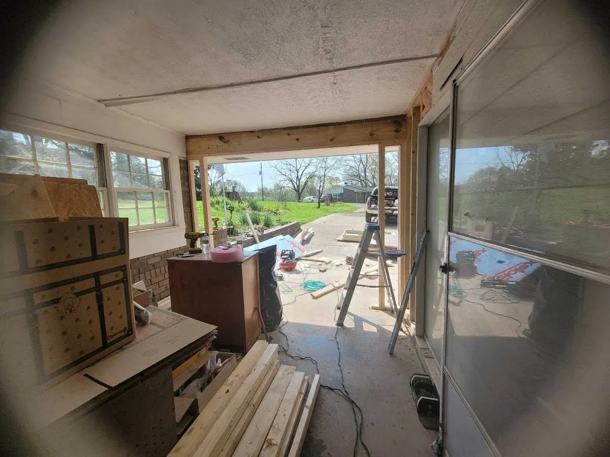 Air movers and dehumidifier for Water Mitigation Services in Castle Rock